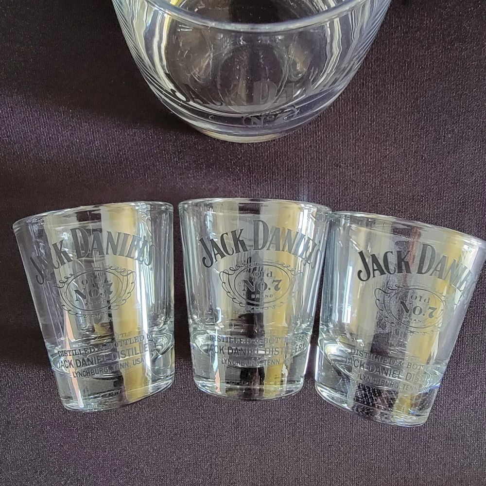 Jack Daniel’s Old #7 Shot‎ Glasses & Round Whiskey Glass